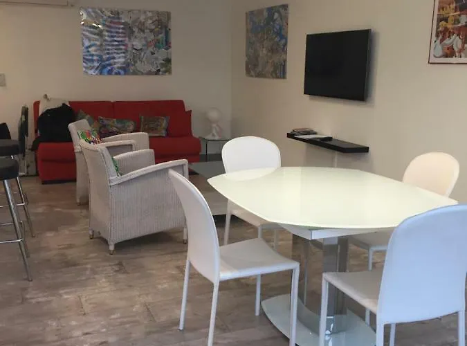 Tingitana * Saint-Jean-de-Luz